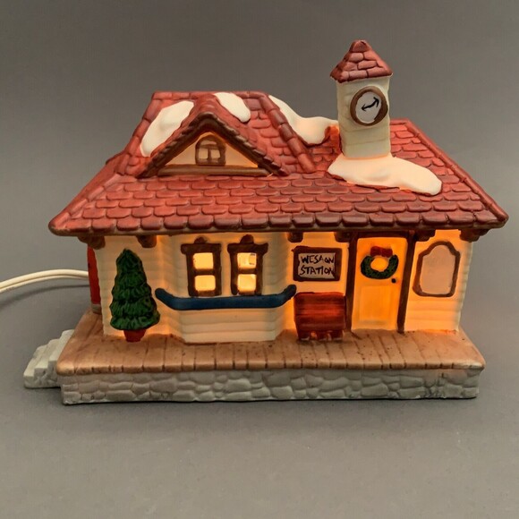 1990 Dickensville Collectibles Porcelain Lighted House Wesaon Station - Picture 9 of 11